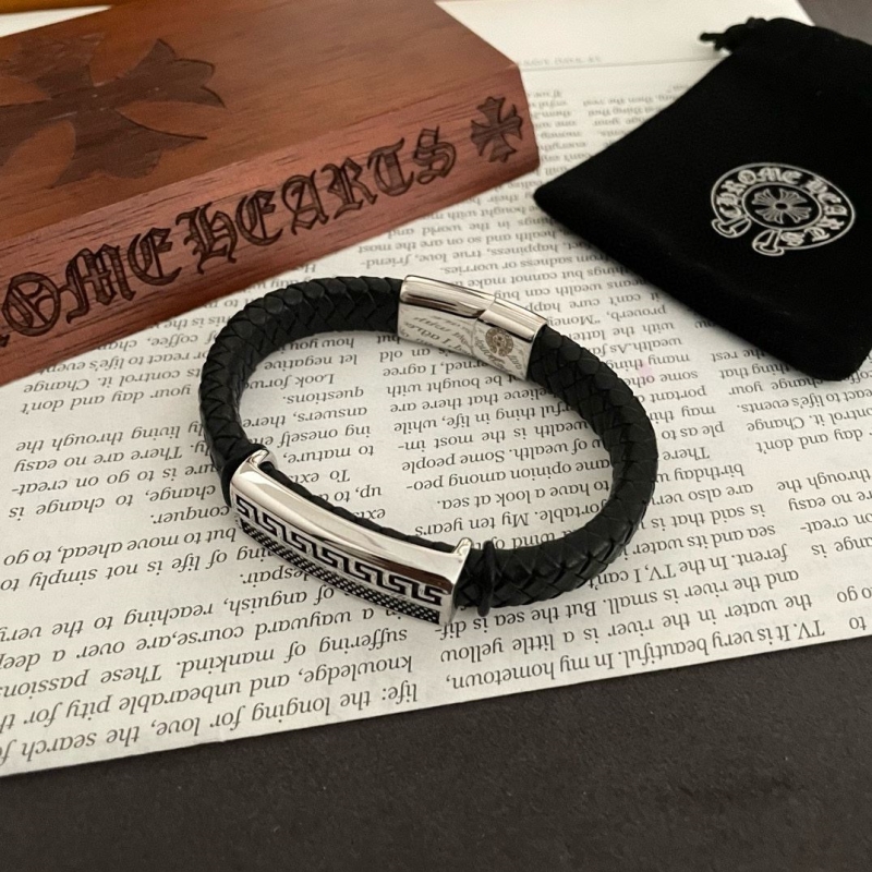 Ch*0me He**ts bracelets